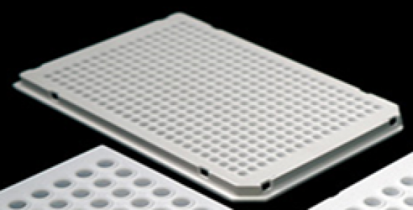 NEST 40ul 384 Well PCR Plate, Full Skirt, Compatible with Roche Machine, White Frame, A24+P24 Notch, White, Sterile
